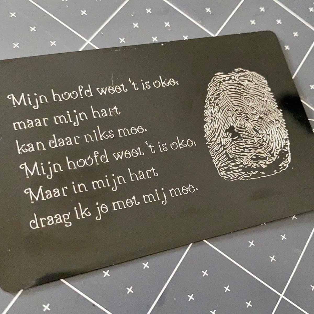 Tamara Tigchelaar - fingerprint remembrance plaque